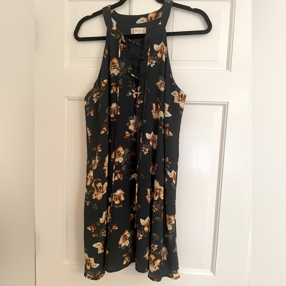 Altar’d State Green Floral Sleeveless Dress With Lace Up Front Size Large